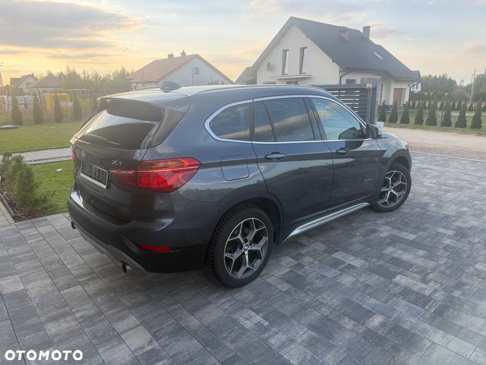 BMW X1 sDrive20i xLine - 5
