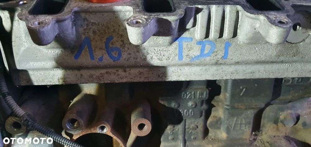 Silnik słupek blok silnika VW Audi Skoda Seat 1.6 TDI CAY CAYD - 11
