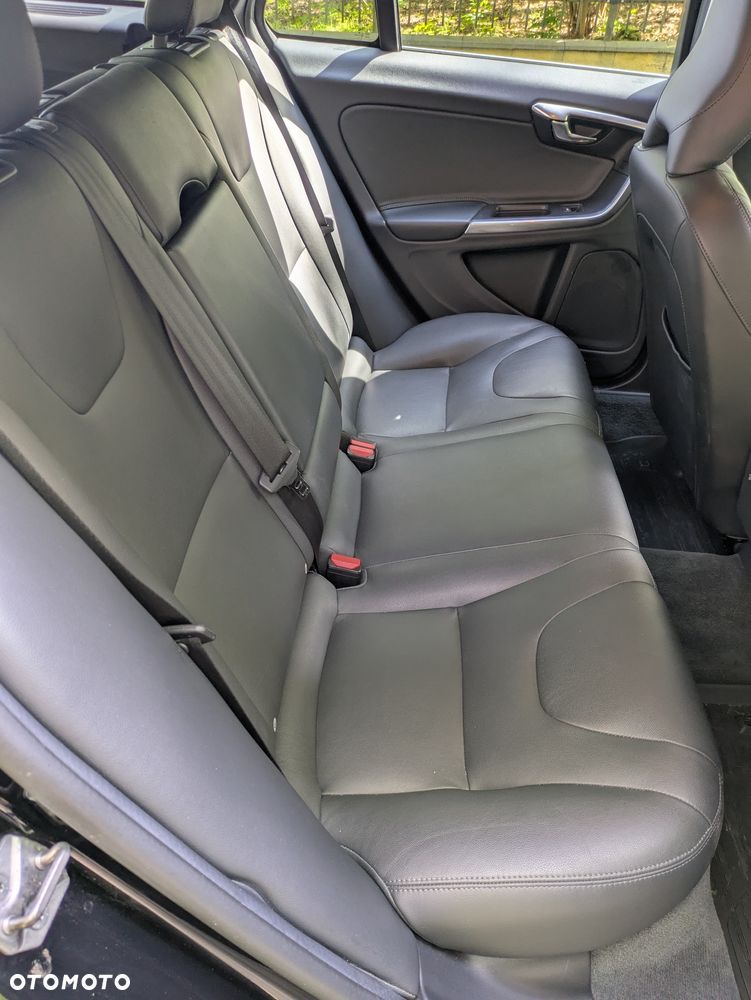 Volvo V60 D4 Drive-E Summum - 23