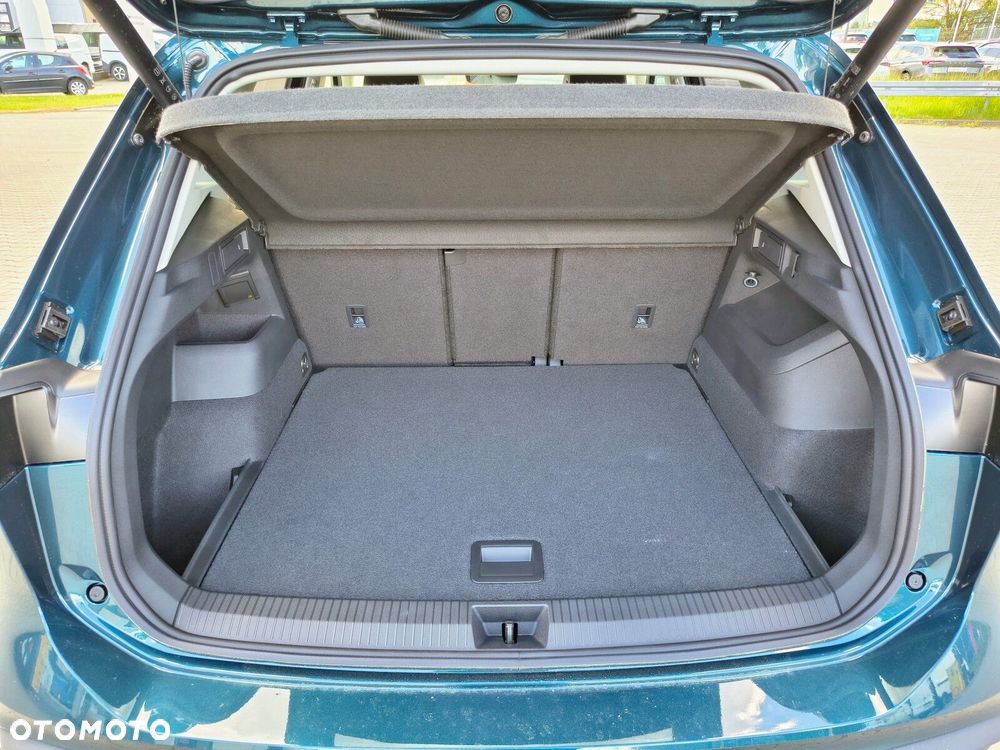 Volkswagen Tiguan - 33