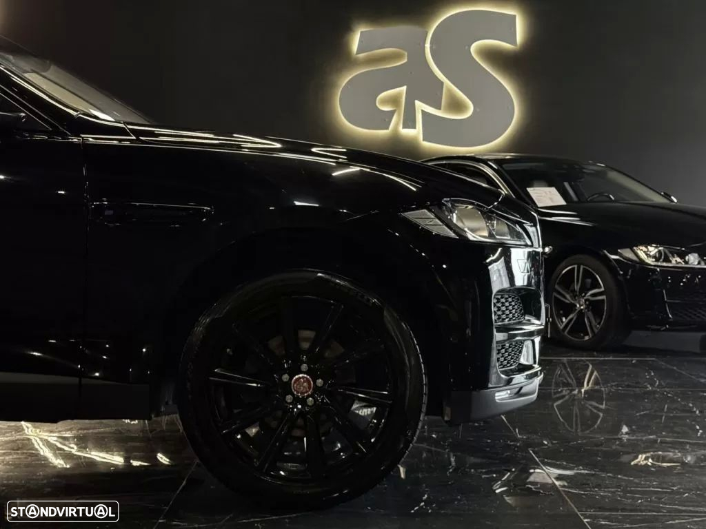 Jaguar F-Pace - 5