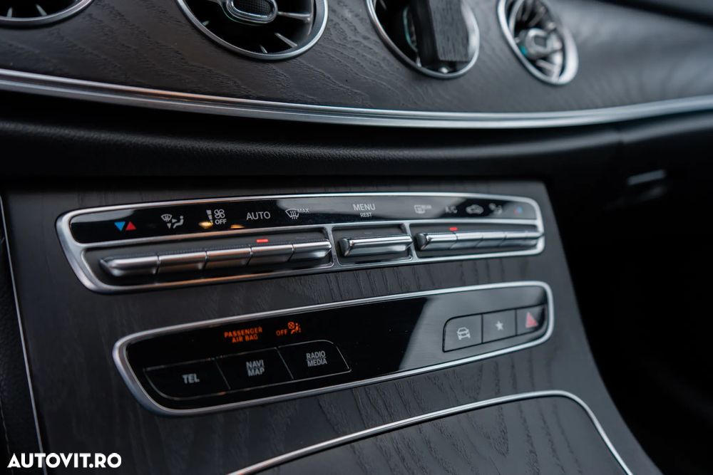 Mercedes-Benz E 450 4MATIC MHEV Aut. - 24