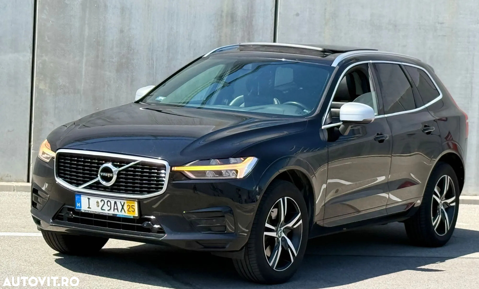 Volvo XC 60 D4 AWD Geartronic RDesign - 10