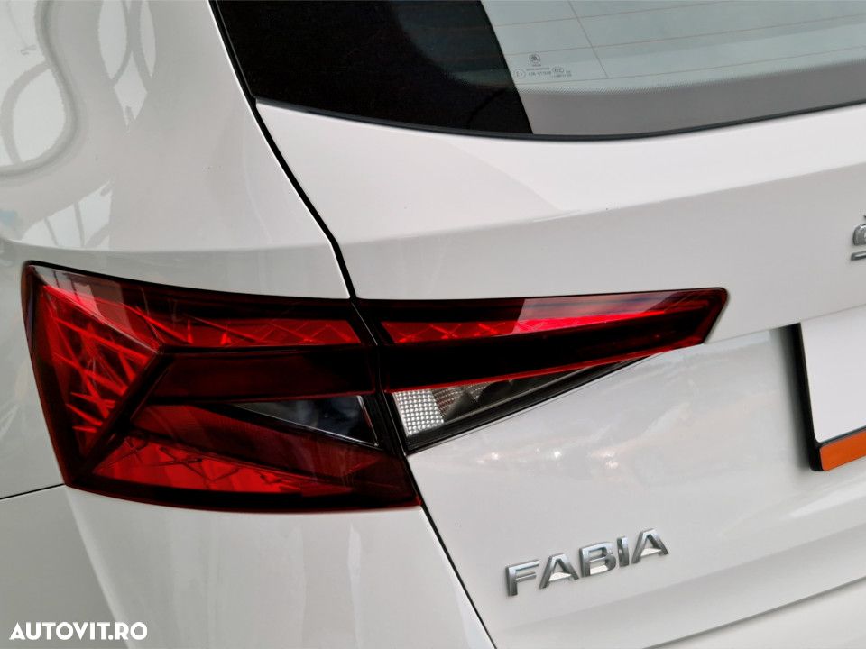 Skoda Fabia 1.0 TSI Ambition - 10