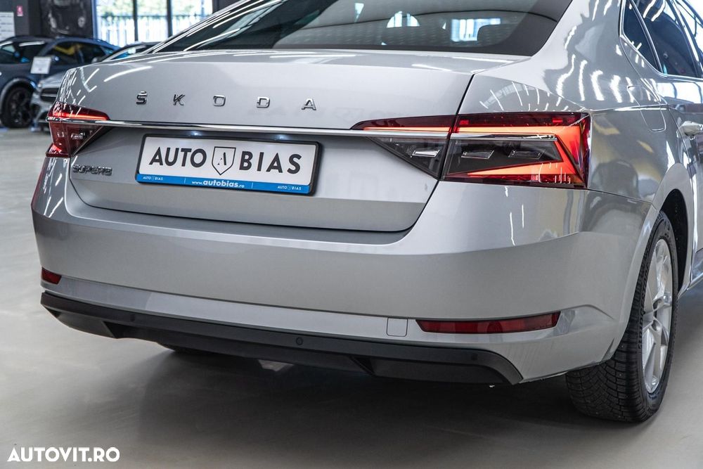 Skoda Superb 2.0 TDI DSG Style - 14