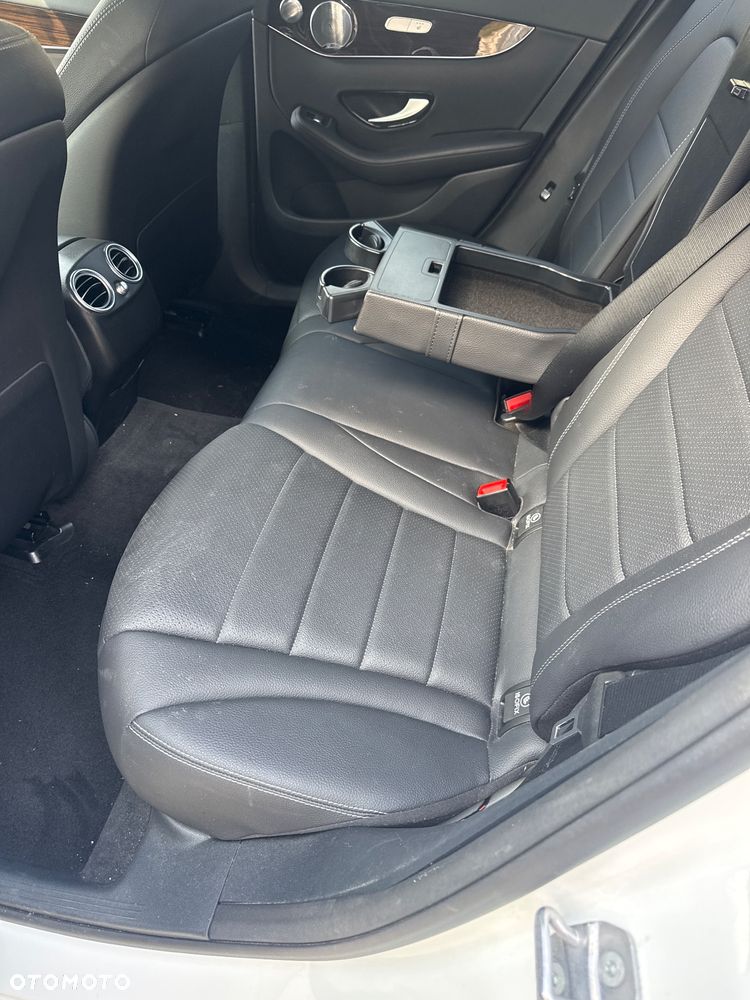 Mercedes-Benz GLC 300 4Matic 9G-TRONIC - 11