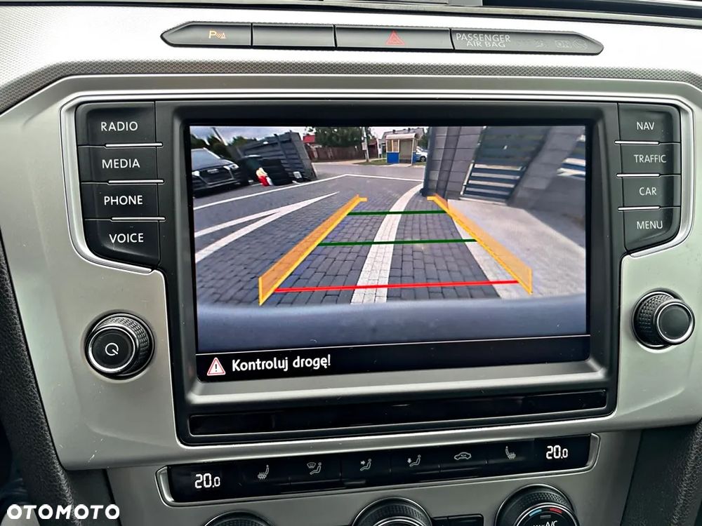 Volkswagen Passat 2.0 TDI SCR (BlueMotion Technology) DSG Comfortline - 21