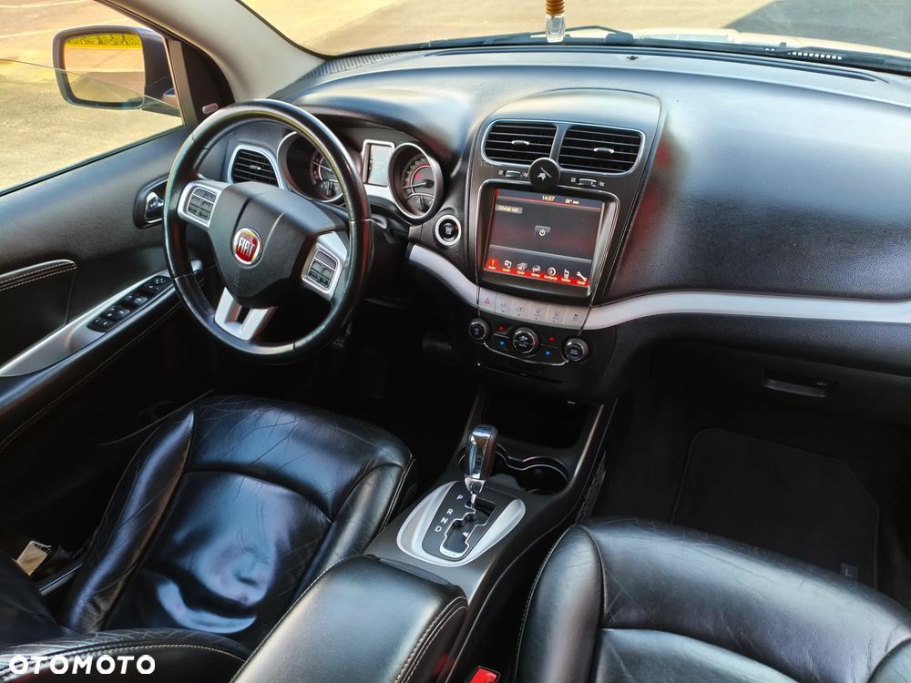 Fiat Freemont 2.0 Multijet 16V DPF Automatik Allrad Lounge - 16