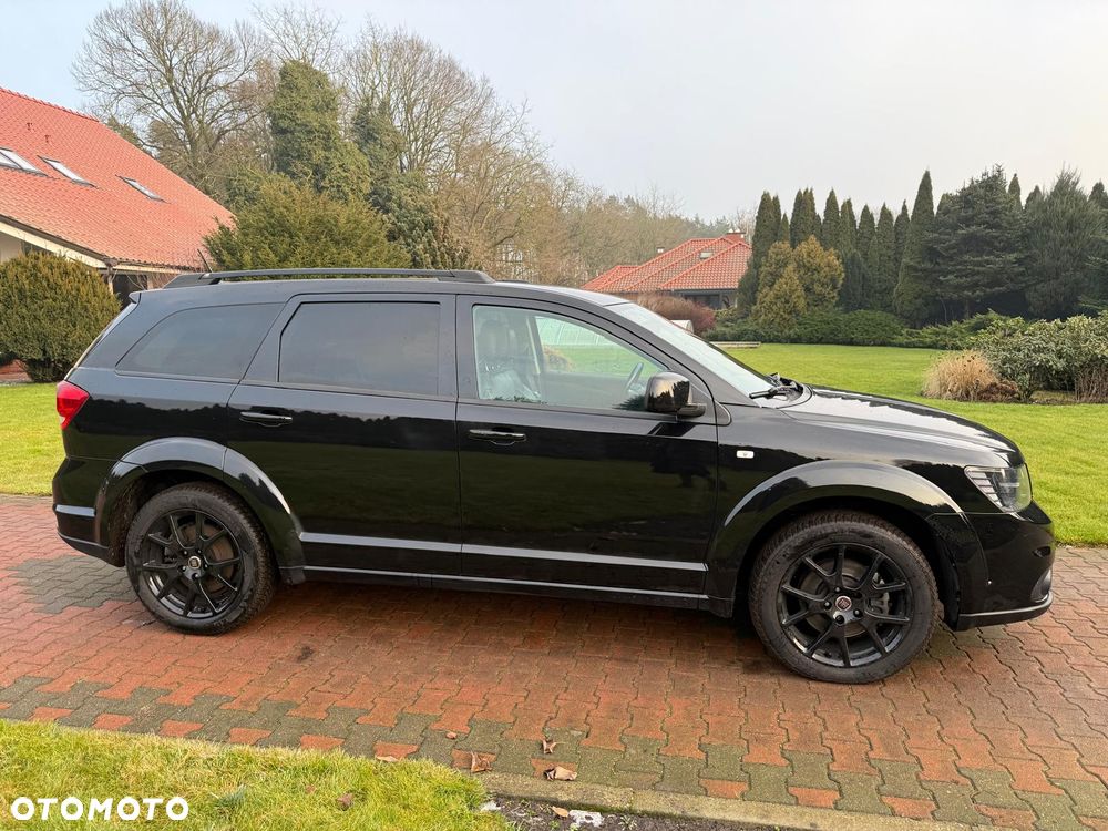 Fiat Freemont 2.0 Multijet Black Code AWD - 12