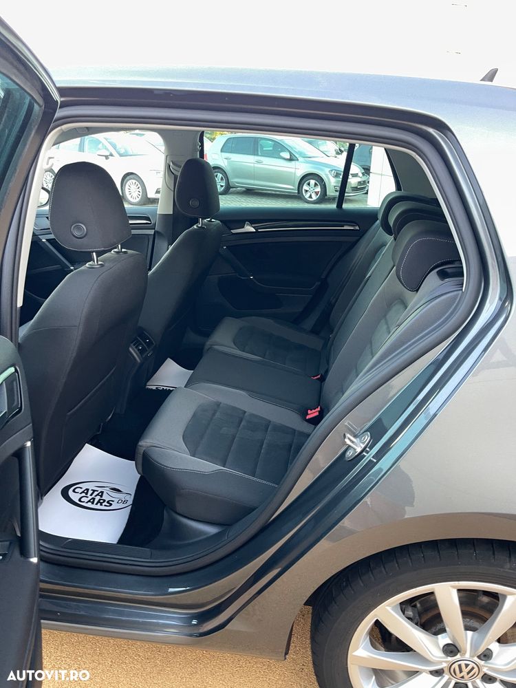 Volkswagen Golf 1.4 TSI (BlueMotion Technology) DSG Highline - 28