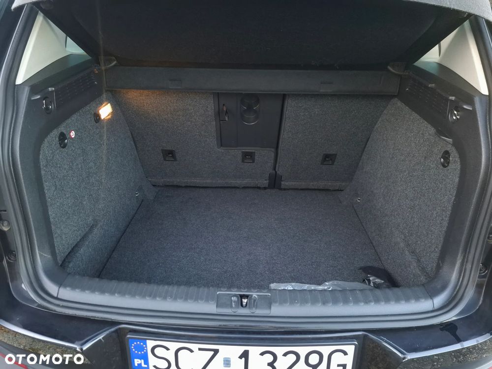 Volkswagen Tiguan 2.0 TDI DPF BlueMotion Technology Sport & Style - 24