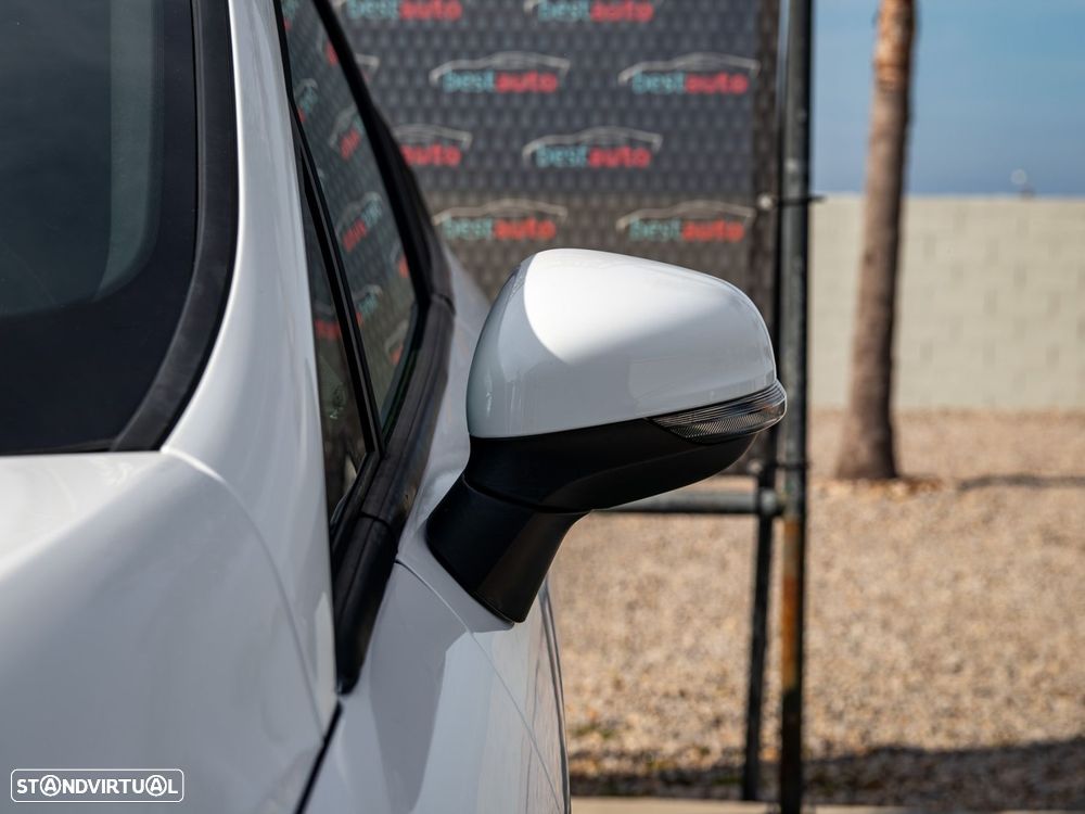 Ford Fiesta 1.0 EcoBoost MHEV ST-Line - 14