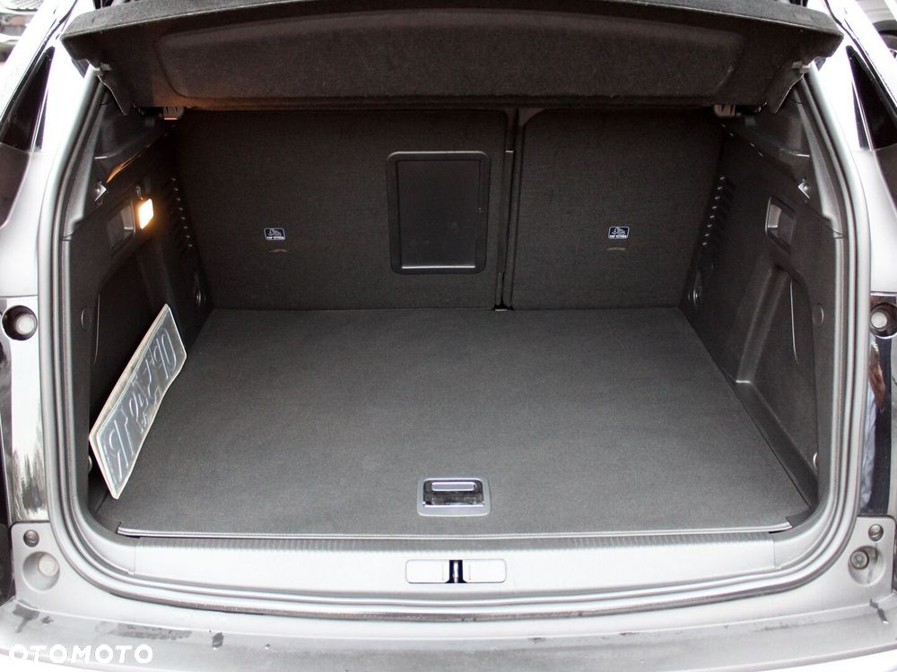 Peugeot 3008 1.6 PureTech Hybrid4 PHEV GT S&S EAT8 - 18