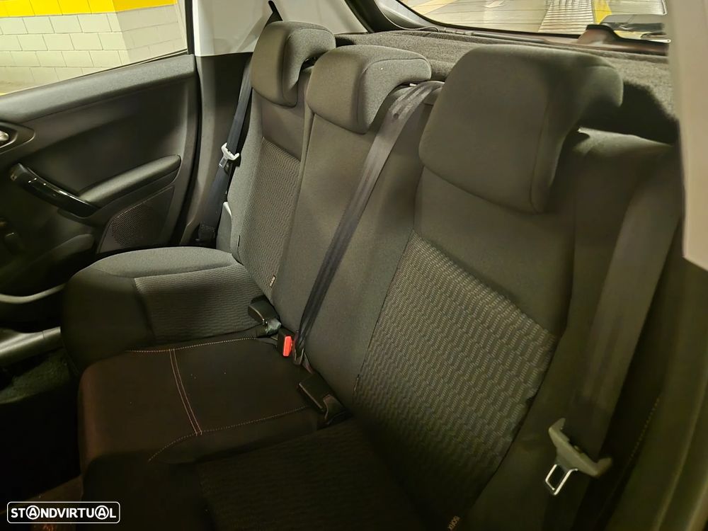 Peugeot 208 1.5 BlueHDi Active Pack - 39