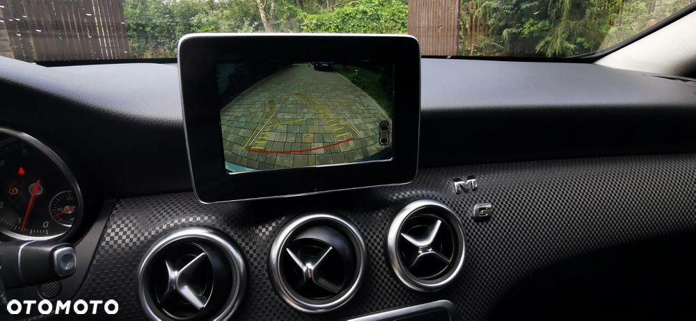 Mercedes-Benz Klasa A 180 7G-DCT Activity Edition - 16