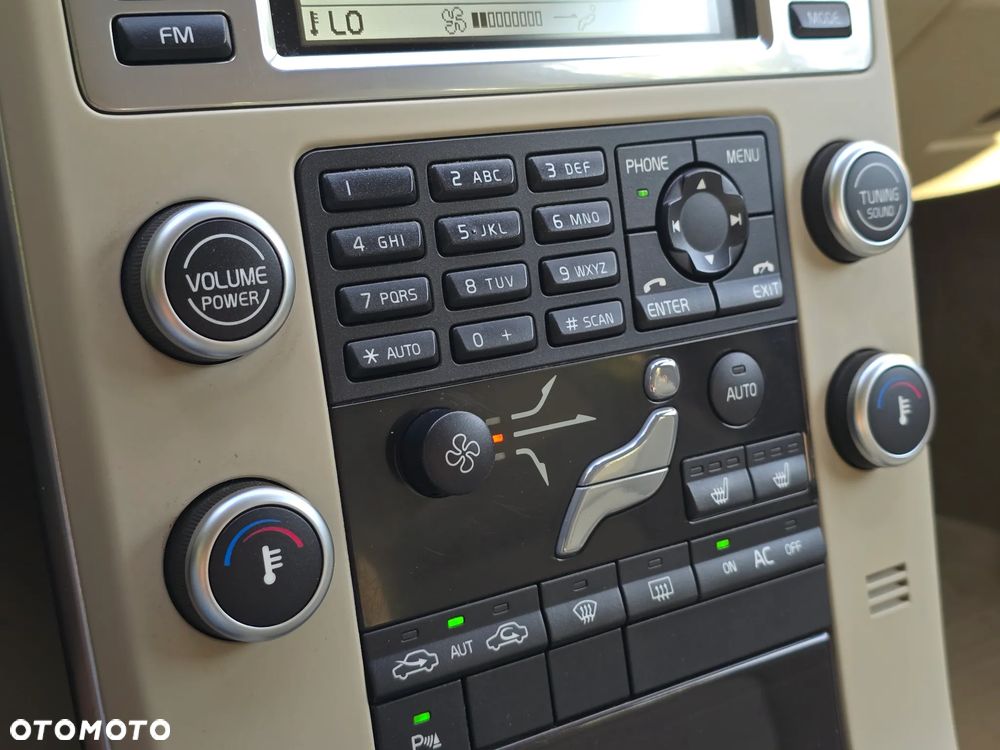 Volvo V70 2.5T Summum - 27