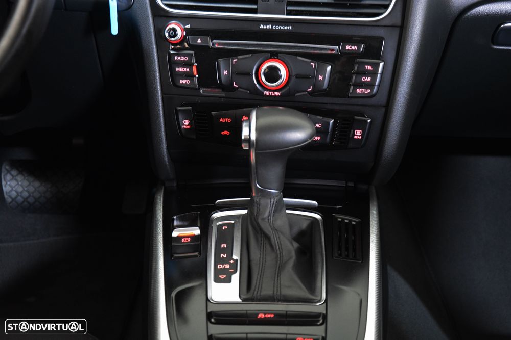 Audi A4 Avant 2.0 TDI DPF multitronic Ambiente - 20