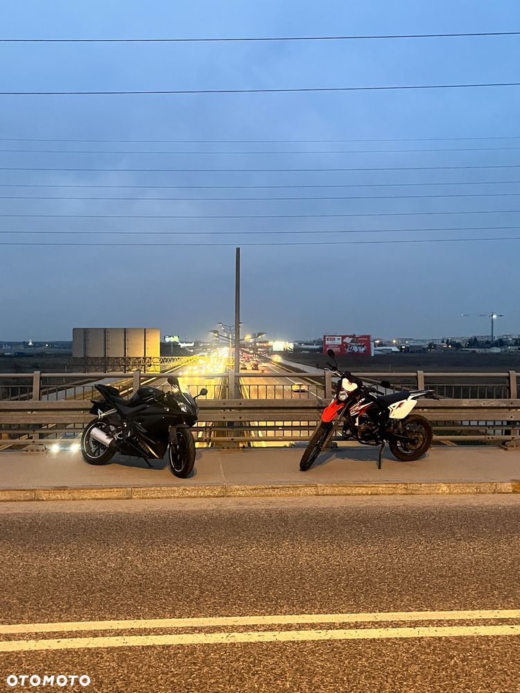 Yamaha R125 - 2