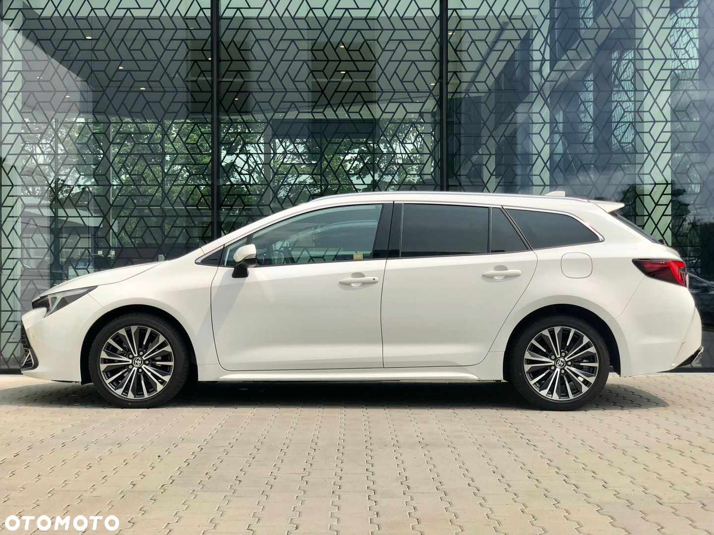 Toyota Corolla - 3