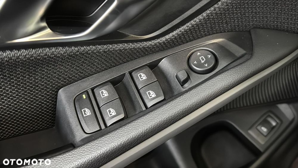 BMW Seria 3 318i Advantage - 31