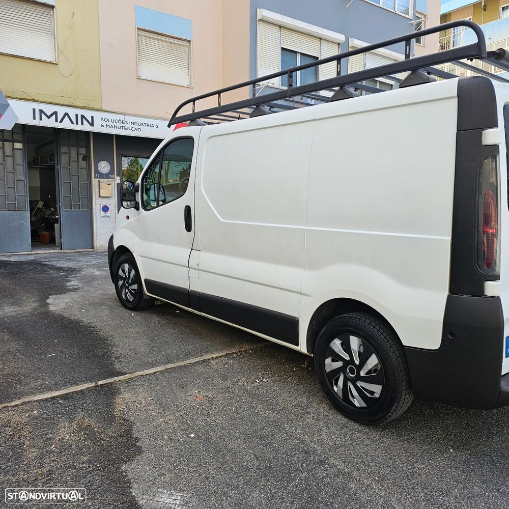 Renault Trafic - 6