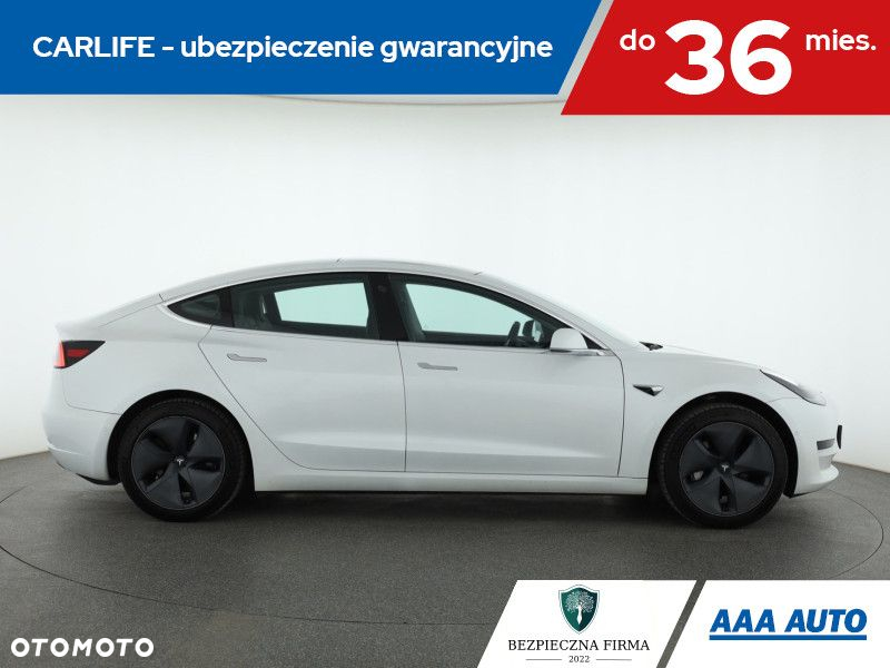 Tesla Model 3 - 7