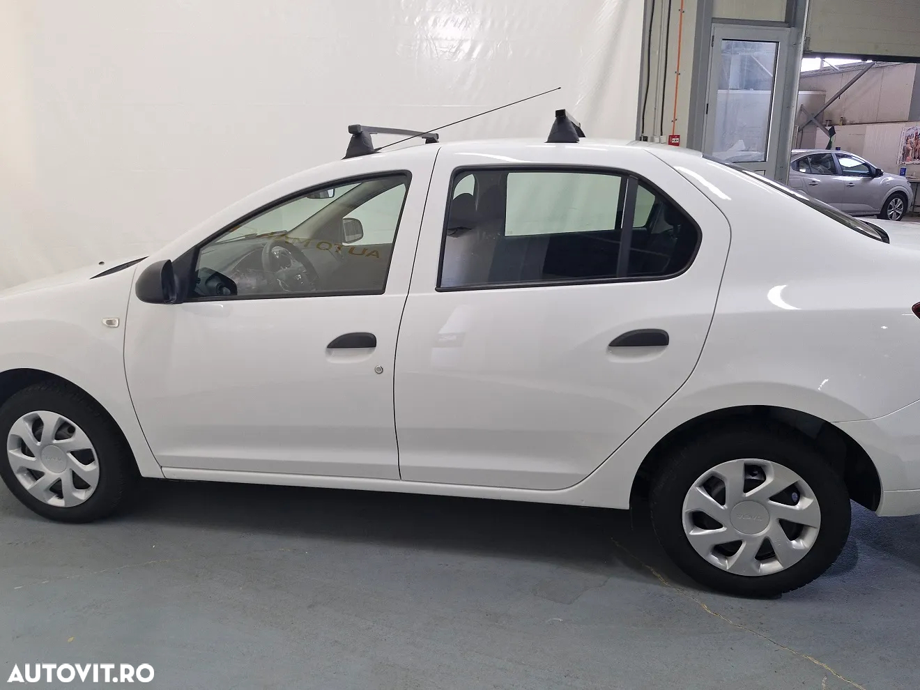 Dacia Logan 1.0 SCe SL PLUS - 9
