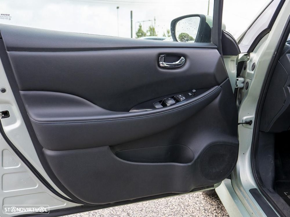 Nissan Leaf 40 kWh N-Connecta - 20