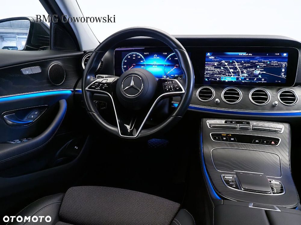 Mercedes-Benz Klasa E - 17