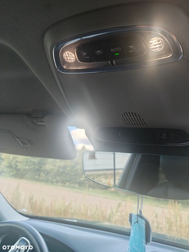 Volvo XC 60 D4 Inscription - 17