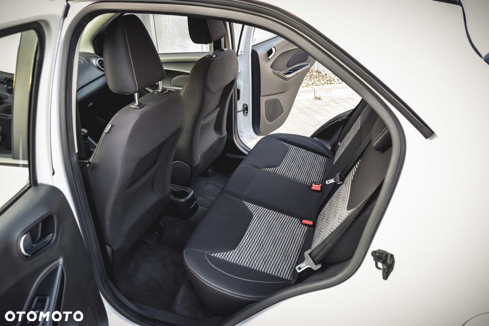 Ford KA - 12