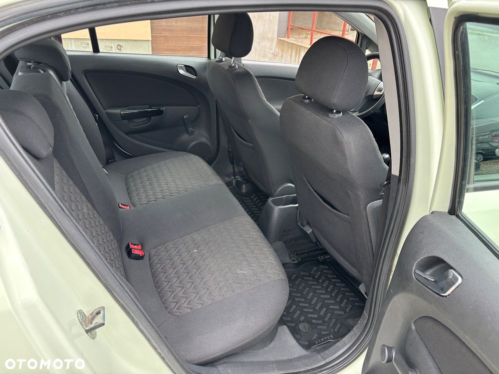 Opel Corsa - 15