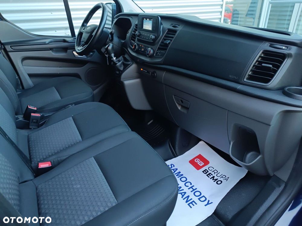 Ford Transit Custom - 11