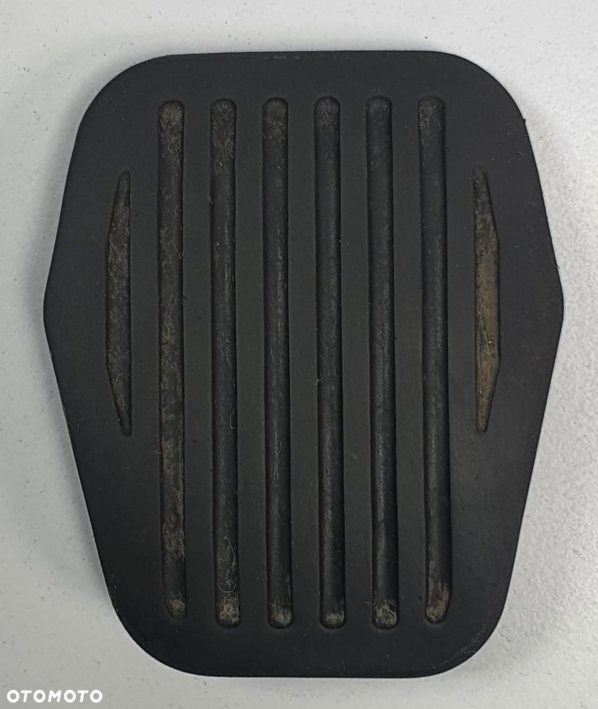 GUMA NAKŁADKA NA PEDAŁ FORD FOCUS MK3 - 1