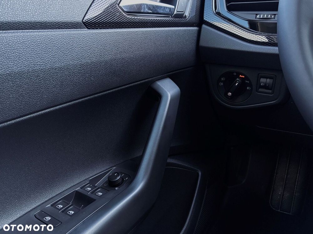 Volkswagen Taigo - 22