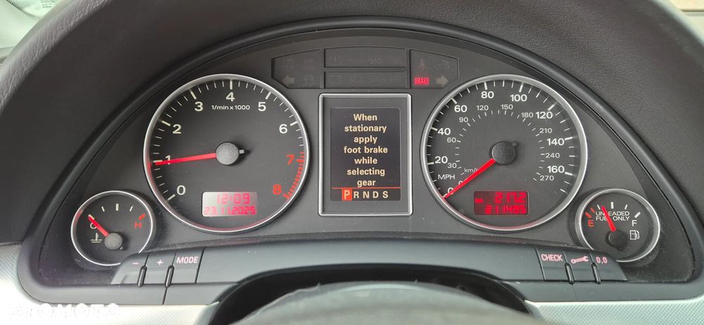 Audi A4 Limousine 2.0 T FSI quattro tiptronic - 32