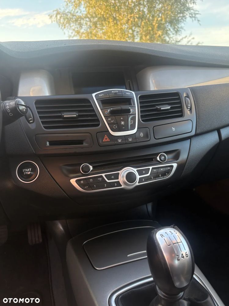 Renault Laguna - 12