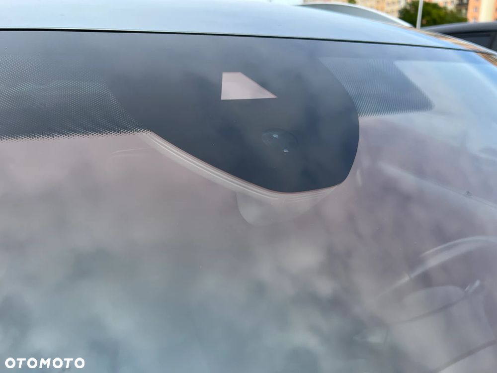 Skoda Superb 2.0 TDI Style DSG - 38