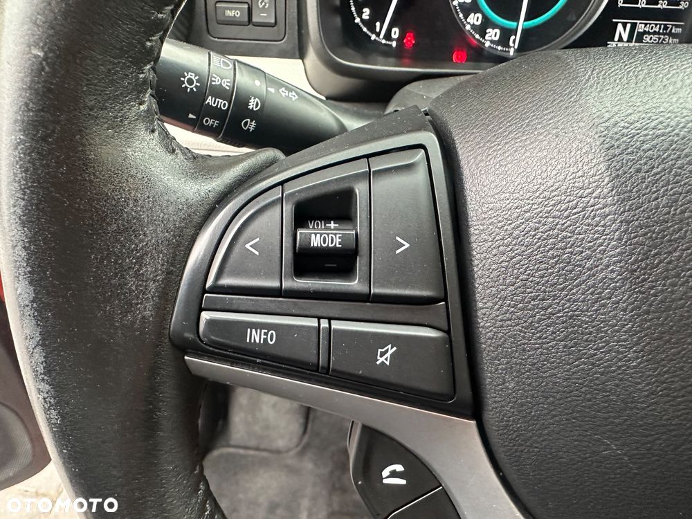 Suzuki Ignis 1.2 Premium AGS - 22