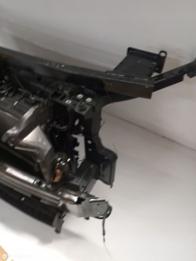 Pas przedni chłodnice RENAULT RAFALE 1,2i HYB - 3