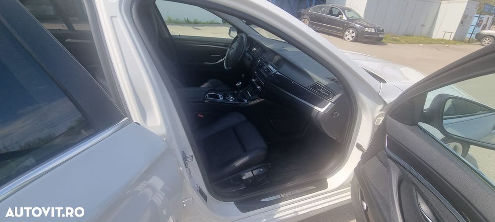 BMW Seria 5 520d - 3