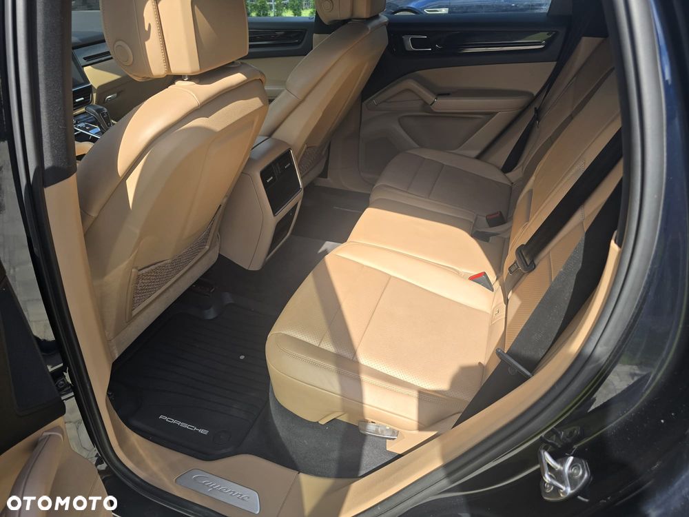 Porsche Cayenne Tiptronic S - 14
