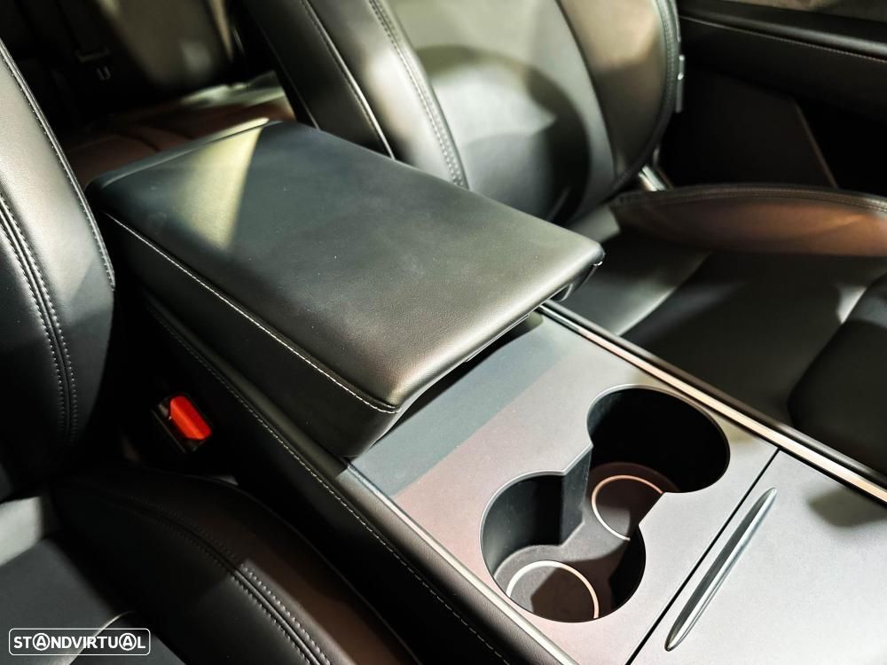 Tesla Model Y Performance Dual Motor AWD - 39