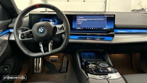 BMW i5 M60 xDrive Pack Desportivo M Pro - 3
