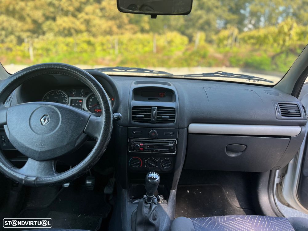 Renault Clio 1.5 dCi Confort Dynamique - 6