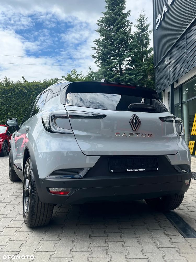 Renault Captur Mild Hybrid 140 EDC TECHNO - 4