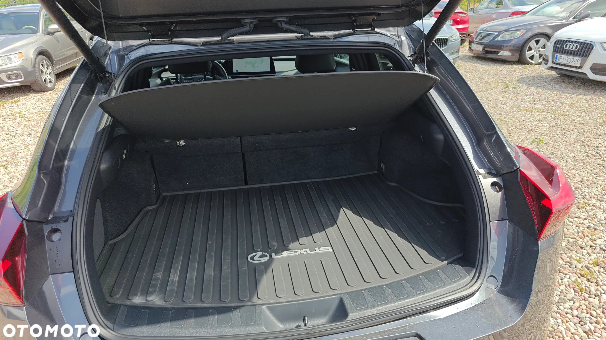Lexus UX 250h GPF F Sport 2WD - 39