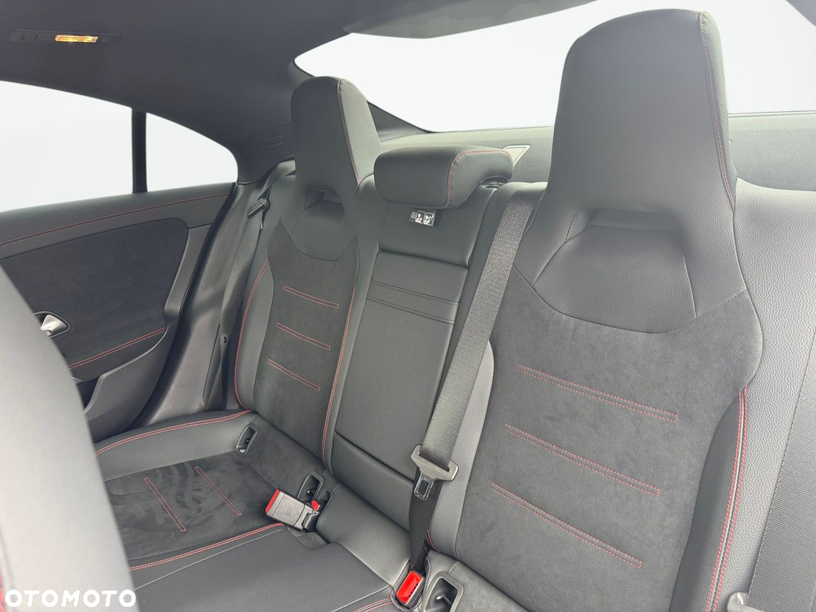 Mercedes-Benz CLA 200 AMG Line 7G-DCT - 13