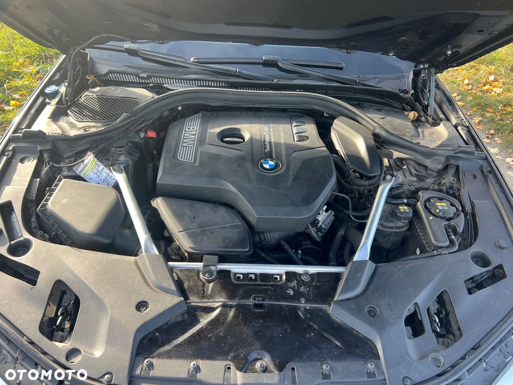 BMW Seria 5 530i Sport Line - 20