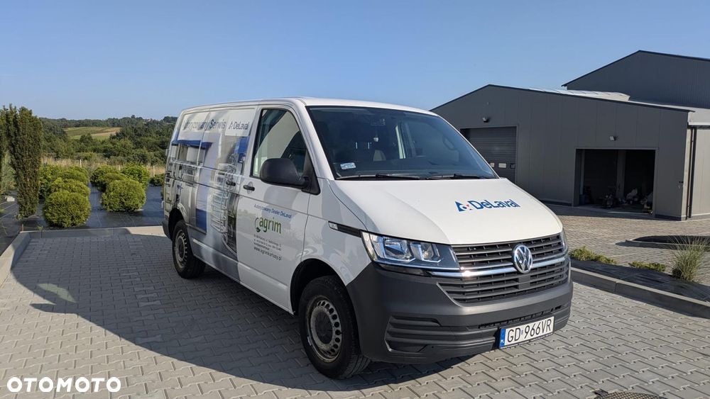 Volkswagen Transporter - 1